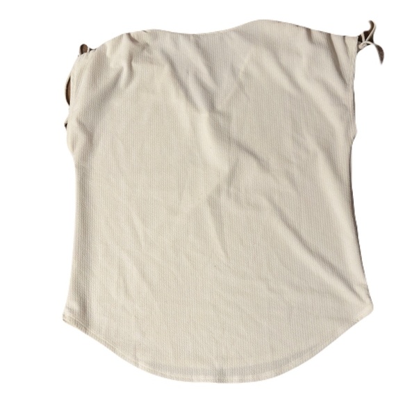 Green Envelope Cream Asymmetrical Cut Out Tank Top - Picture 2 of 4